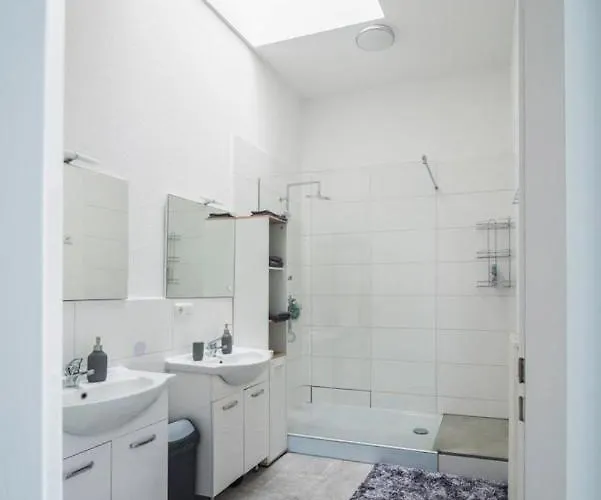 Gemuetliche Ferienhaushaelfte Im Herzen شقة *