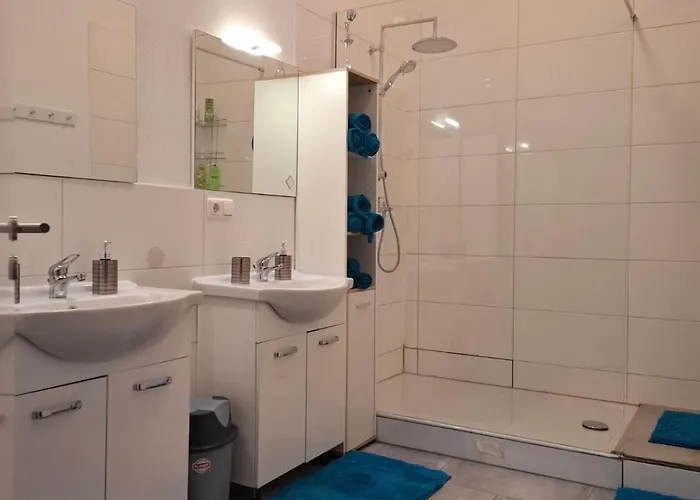 Gemuetliche Ferienhaushaelfte Im Herzen アパート *